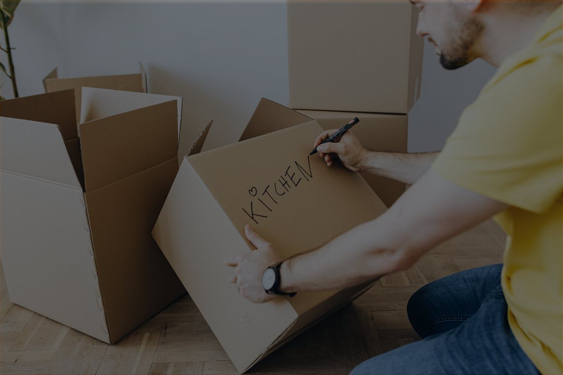 How to pack kitcken for moving by yourself