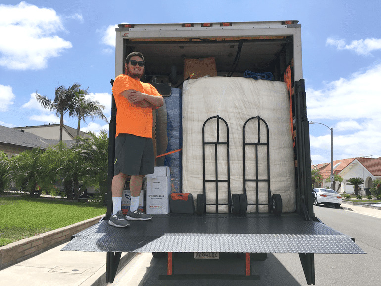 Packing materials for your belongings Office relocation under own stream